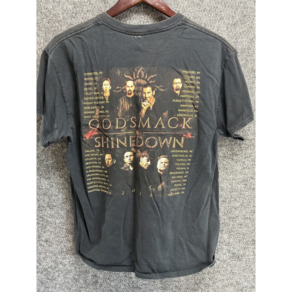 Shinedown Godsmack Tour 2018 Concert T-Shirt Men's L Black Fruit of the Loom - Picture 4 of 5